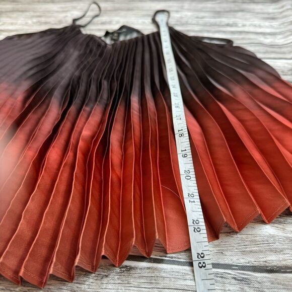 Banana Republic Women's Accordion Pleat Brown Red Ombre Tank Top XS Extra Small - Picture 12 of 12